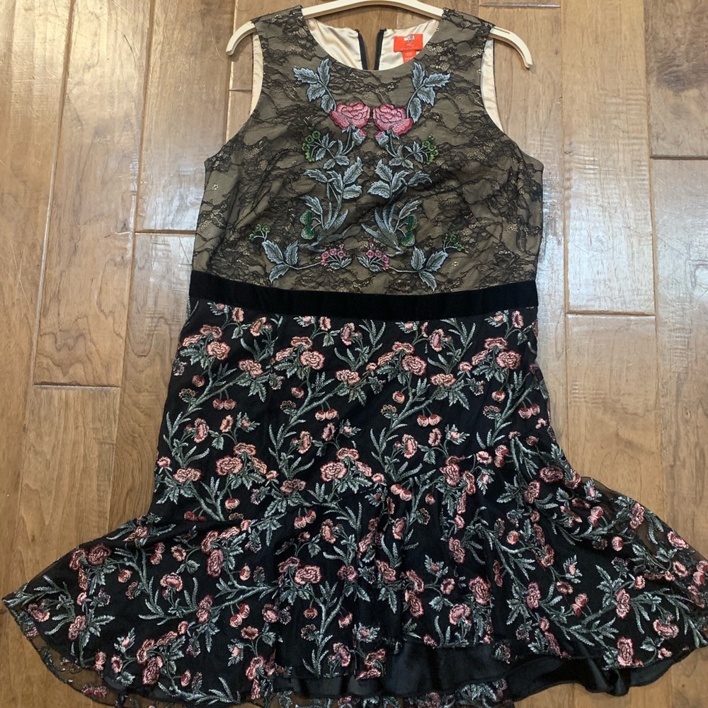 Monique Lhuillier Dress-Rent the Runway! Used. Size 16.